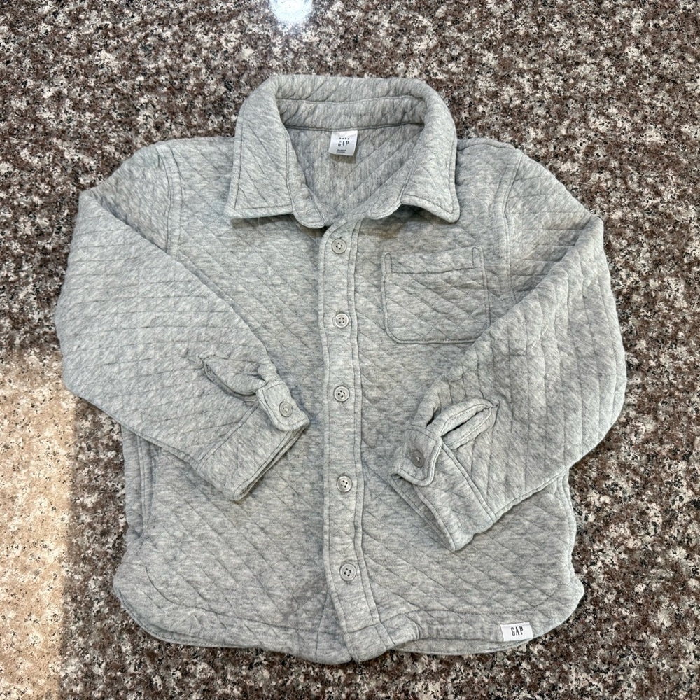 GAP Quilted Gray Kids Button Down Shirt 🐼